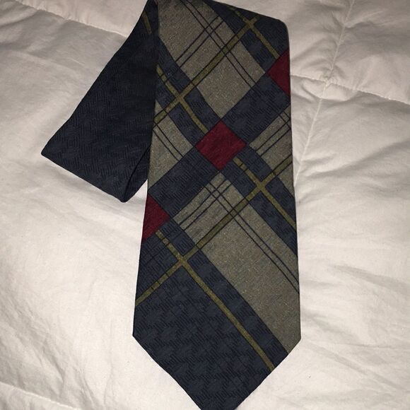 Vintage Gray & Red Giorgio Armani retro Geometric silk print theme sewn neck tie - Picture 1 of 6